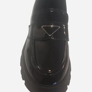 SOLD!! Loafer Style Shoes in Size 8